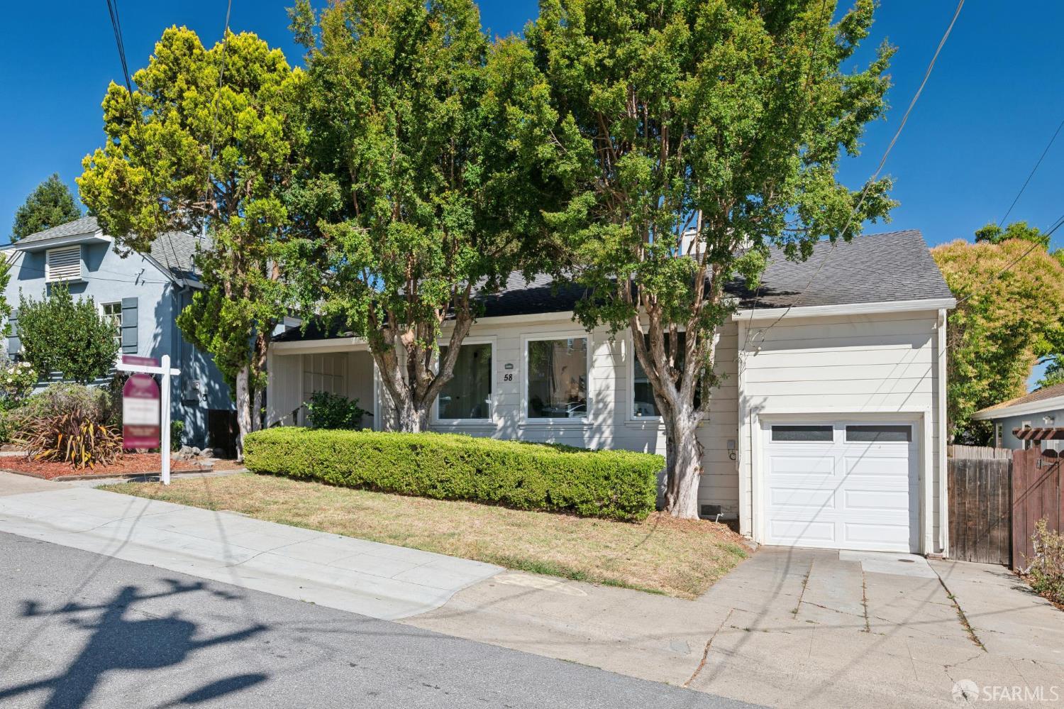 58 Burbank Avenue — photo