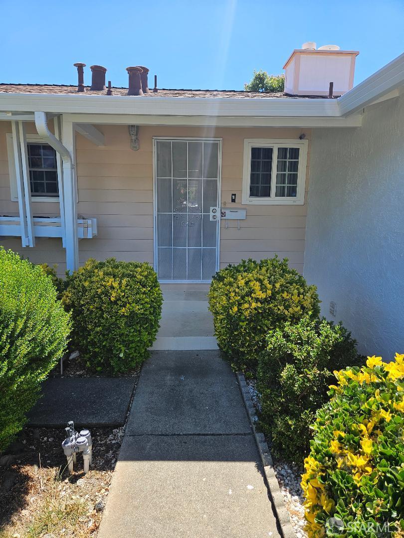 36265 Cedar Boulevard — photo