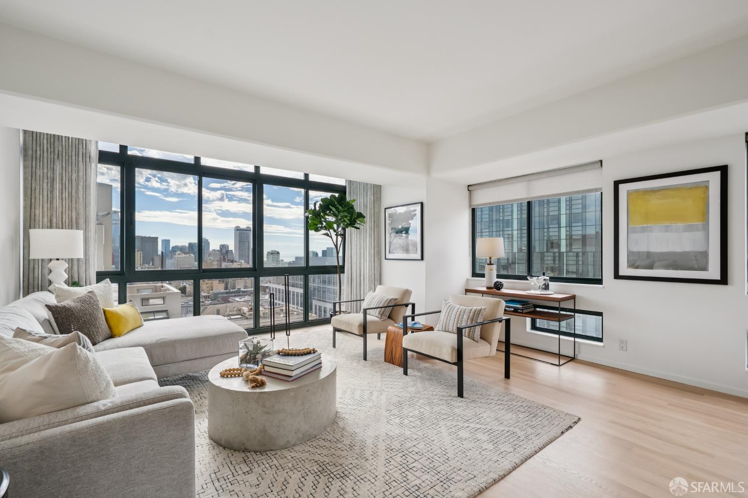 1 Daniel Burnham Court 912 — photo