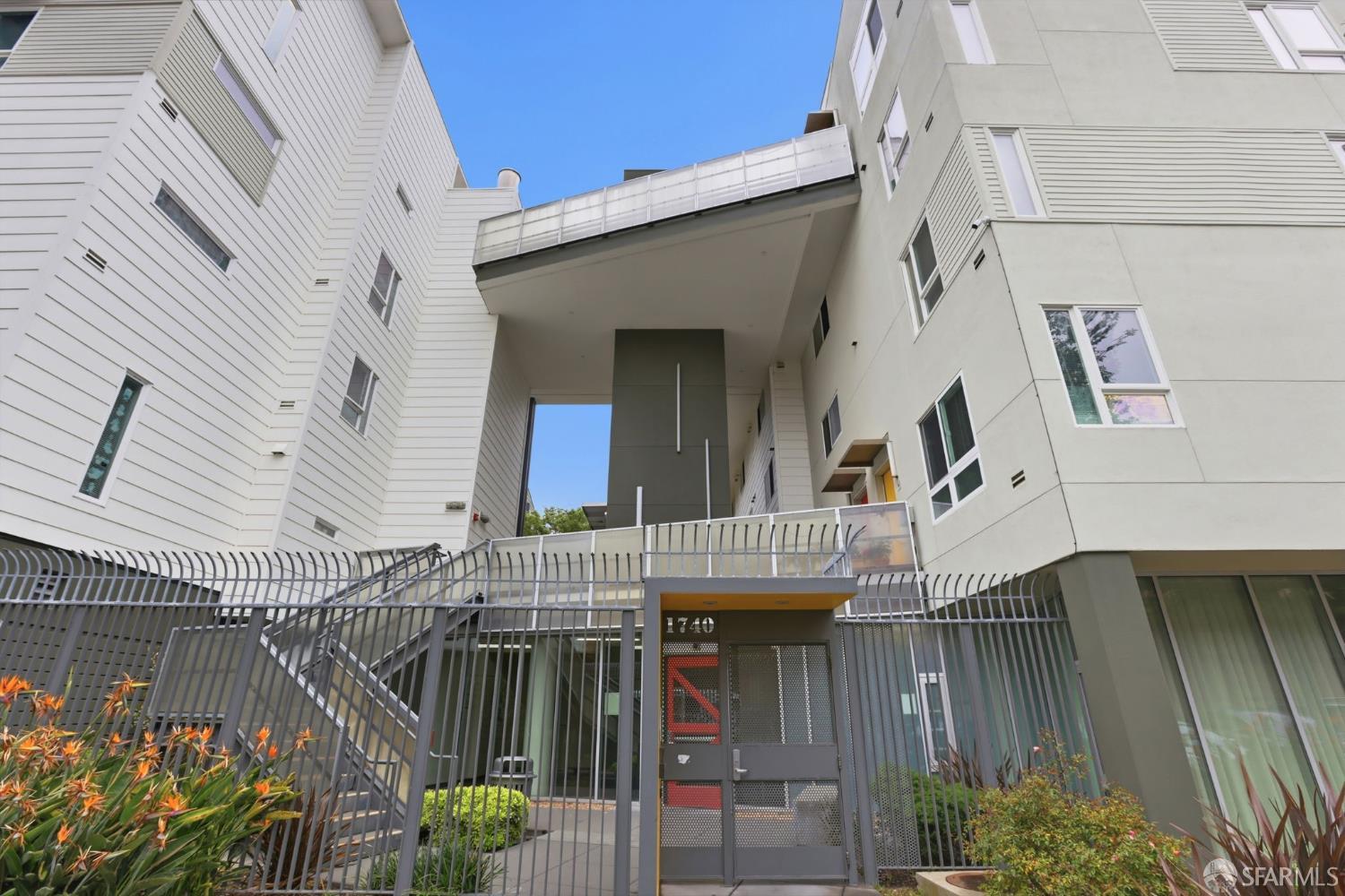 1740 Bancroft Avenue 251 — photo