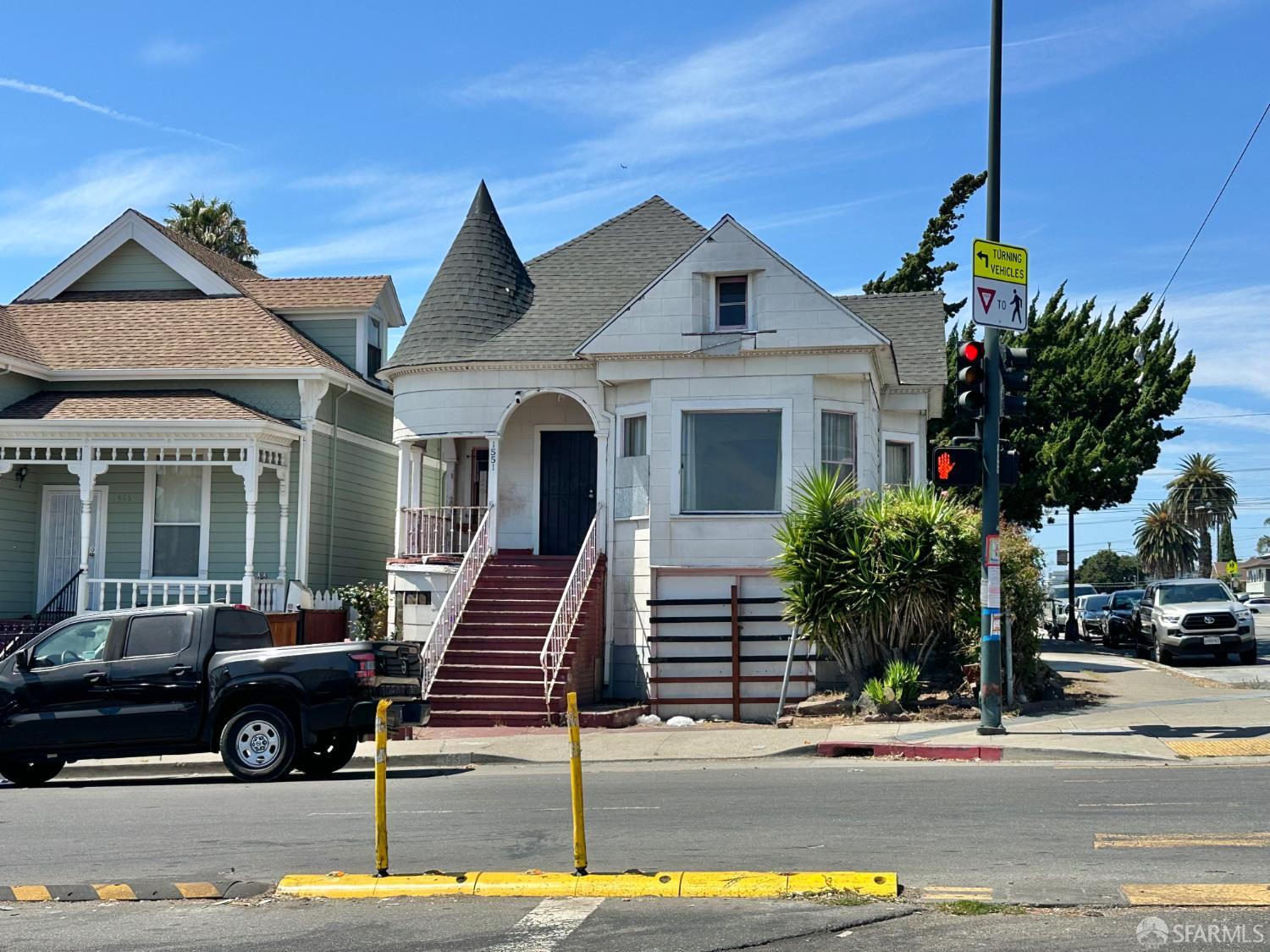 1551 22nd Avenue — photo