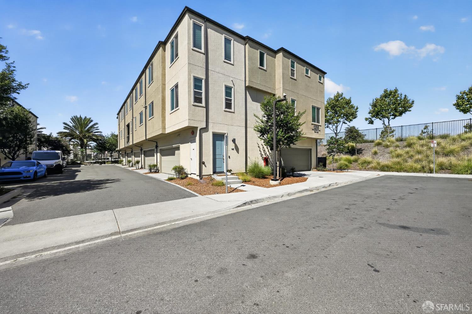 5285 Beachfront Cove 149 — photo