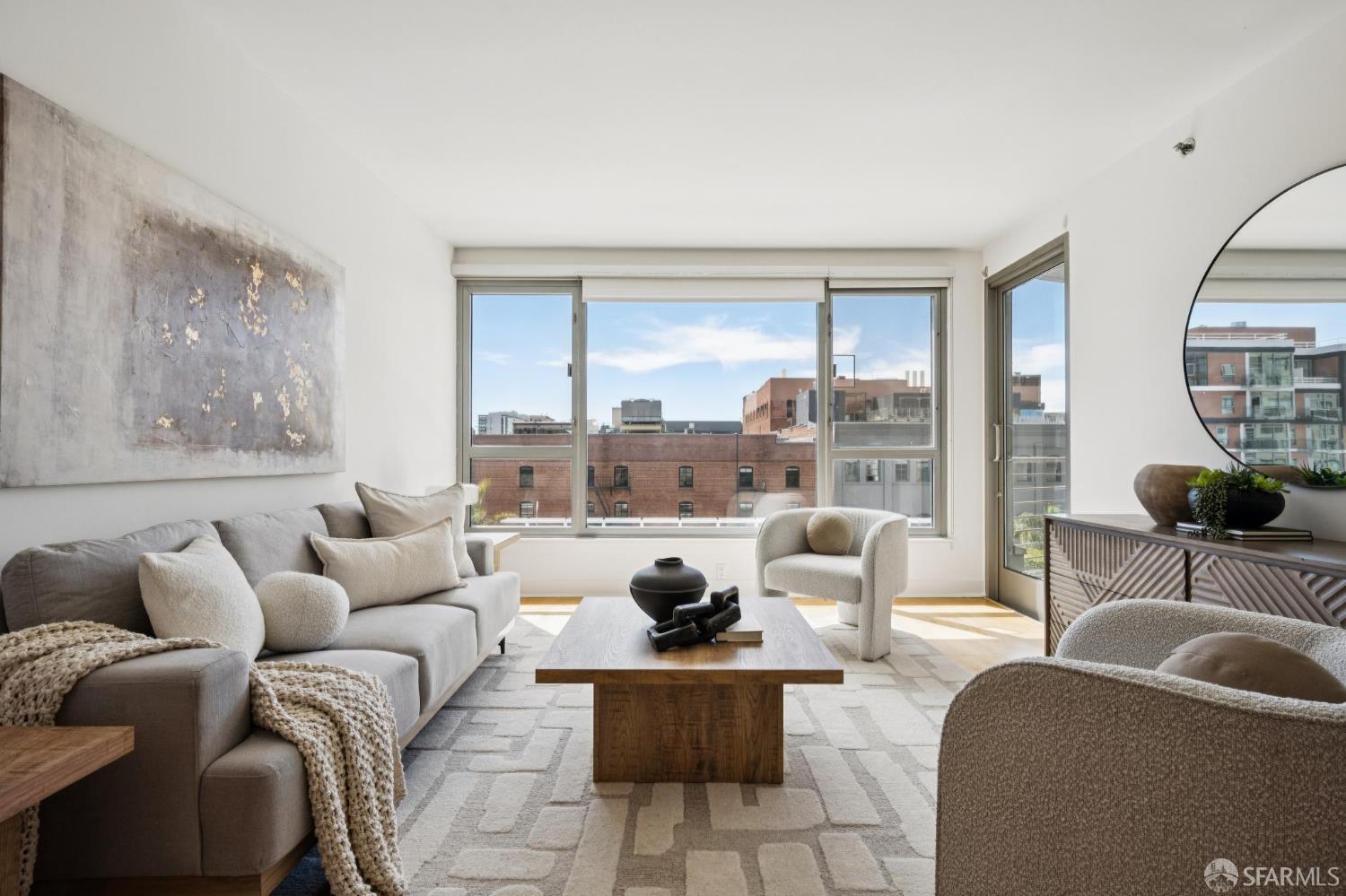 229 Brannan Street 5G — photo