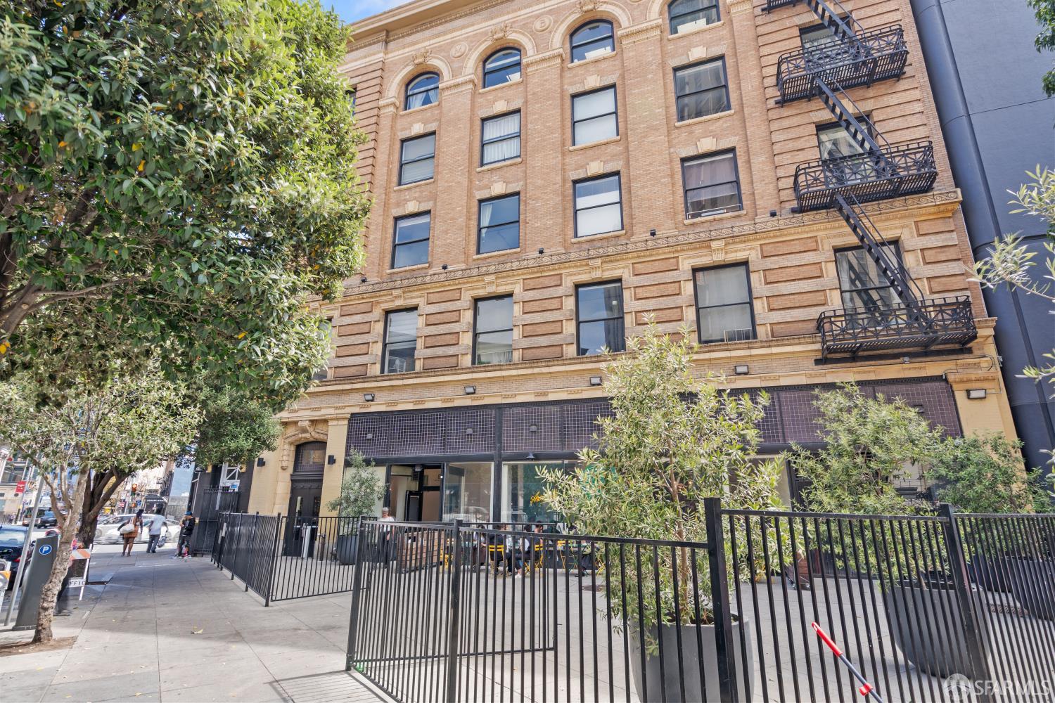 83 Mcallister Street 410 — photo