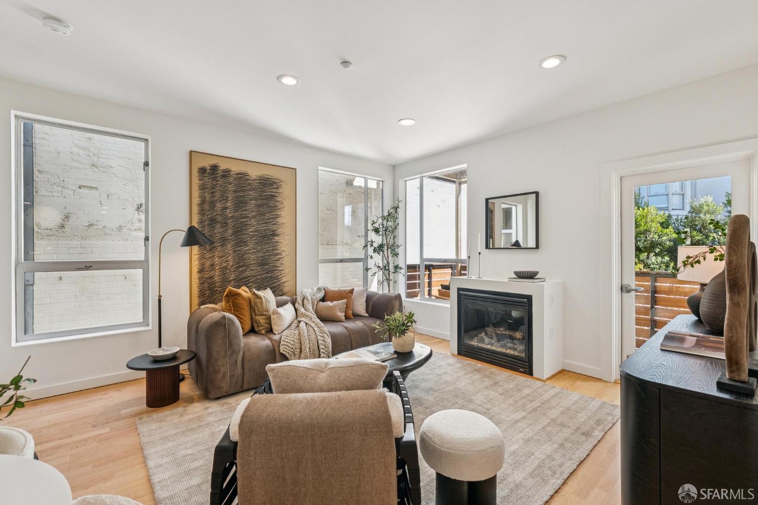 1521 Sutter Street 306 — photo