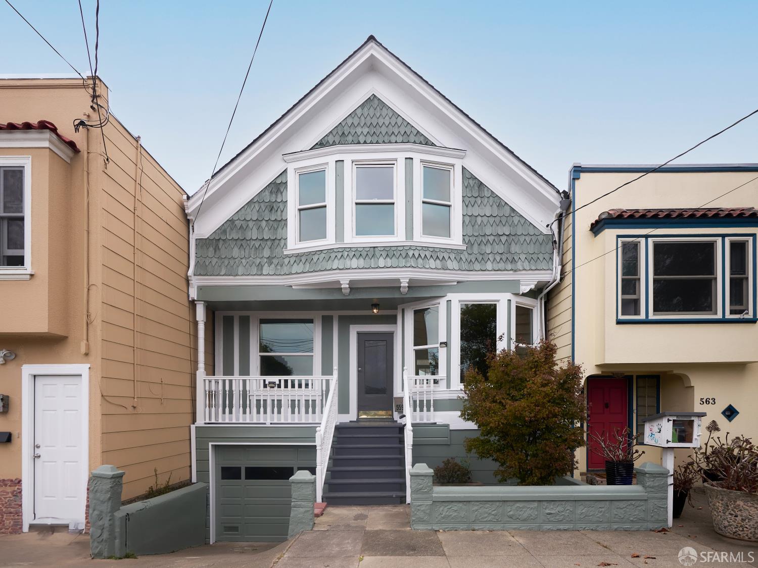 559 Edinburgh Street — photo