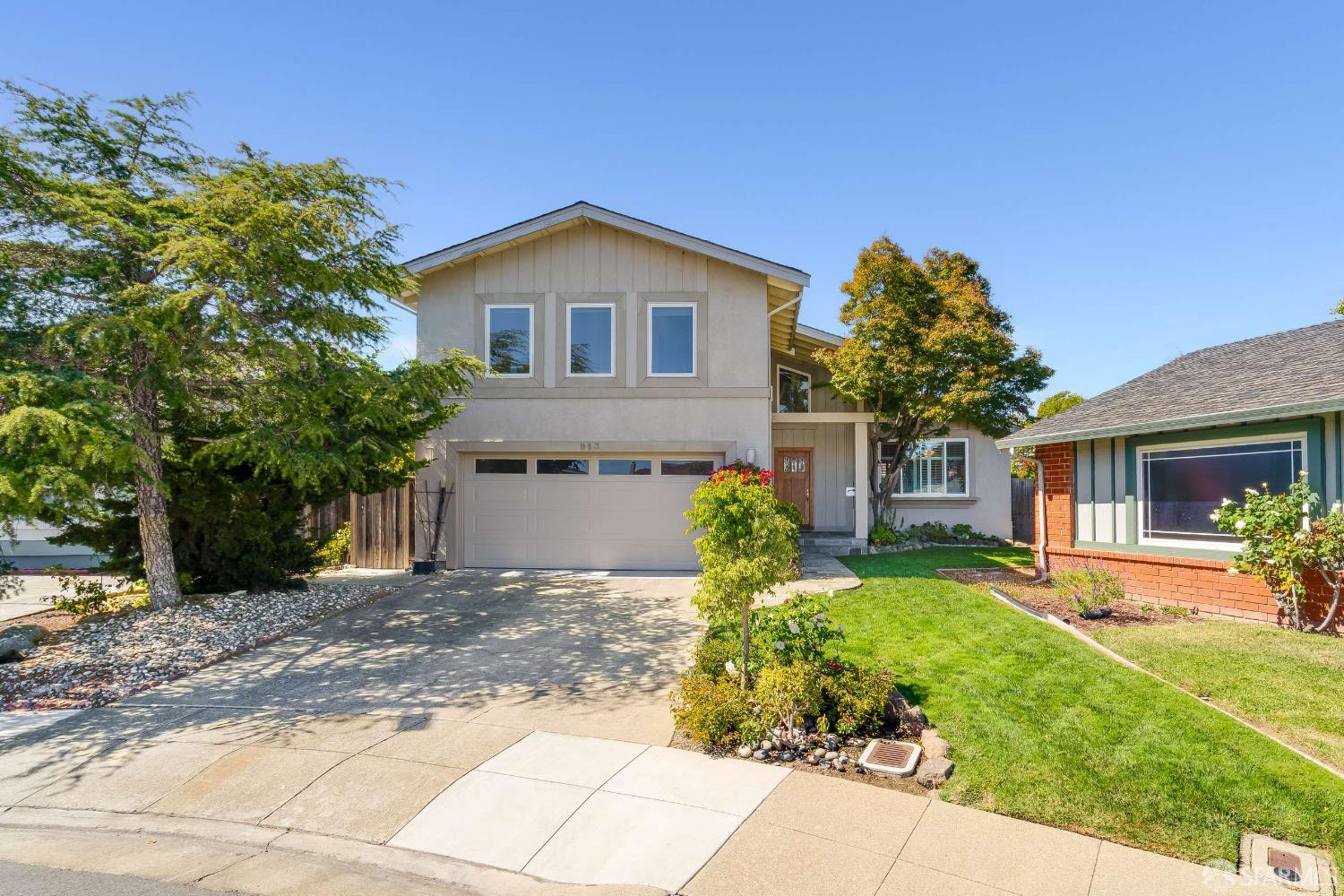 913 Laguna Circle — photo