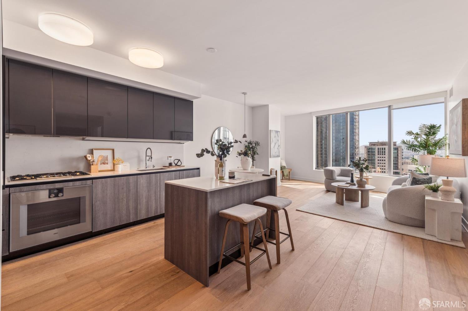 338 Main Street #31D — photo