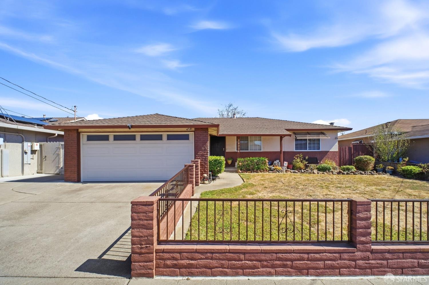 28054 Bunting Street — photo