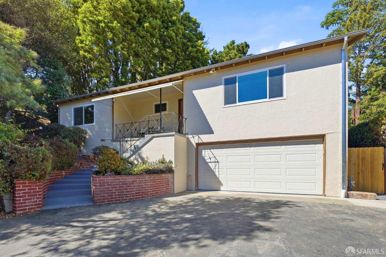 124 Newton Drive — photo