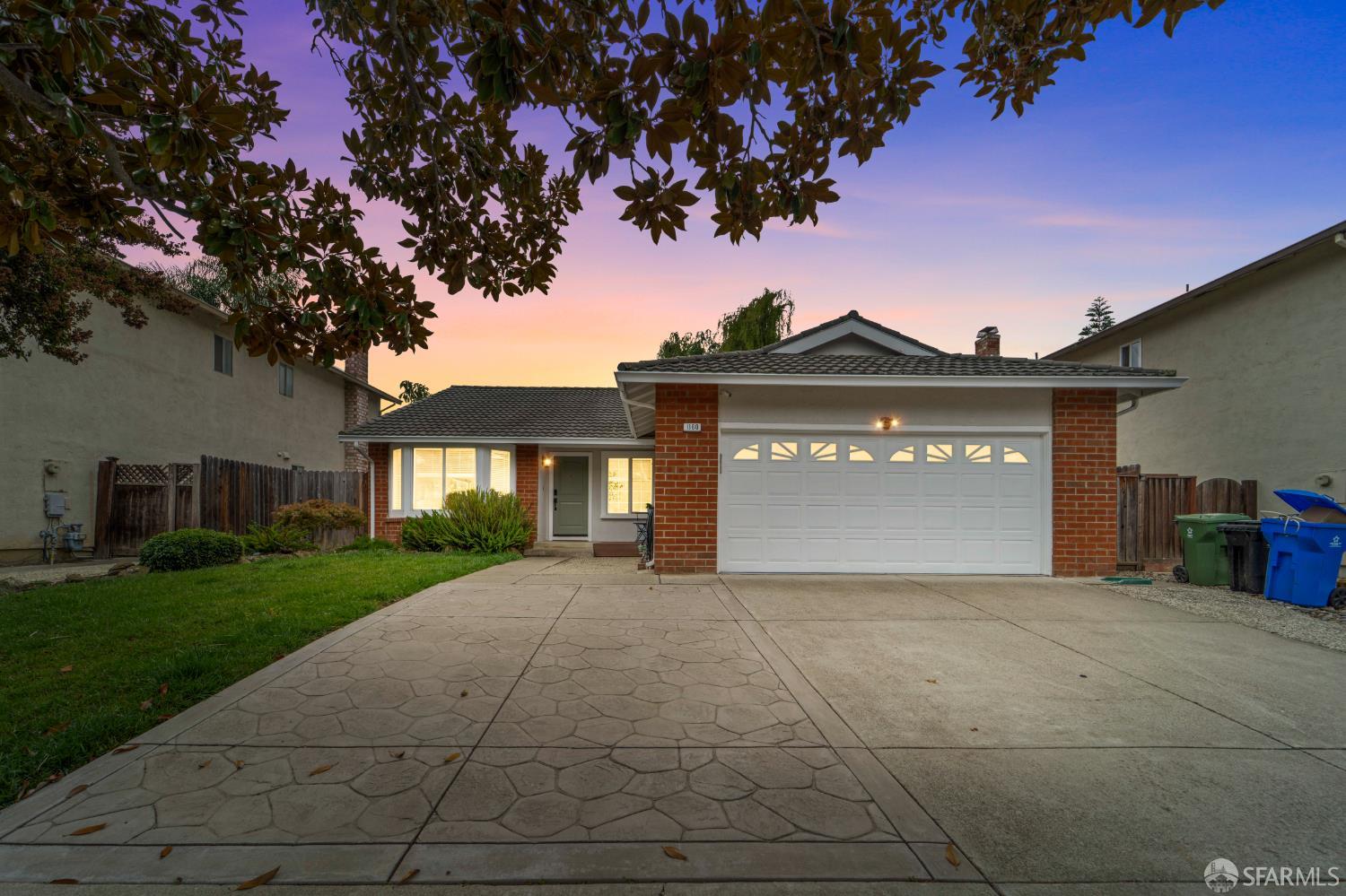 1160 Bennett Court — photo