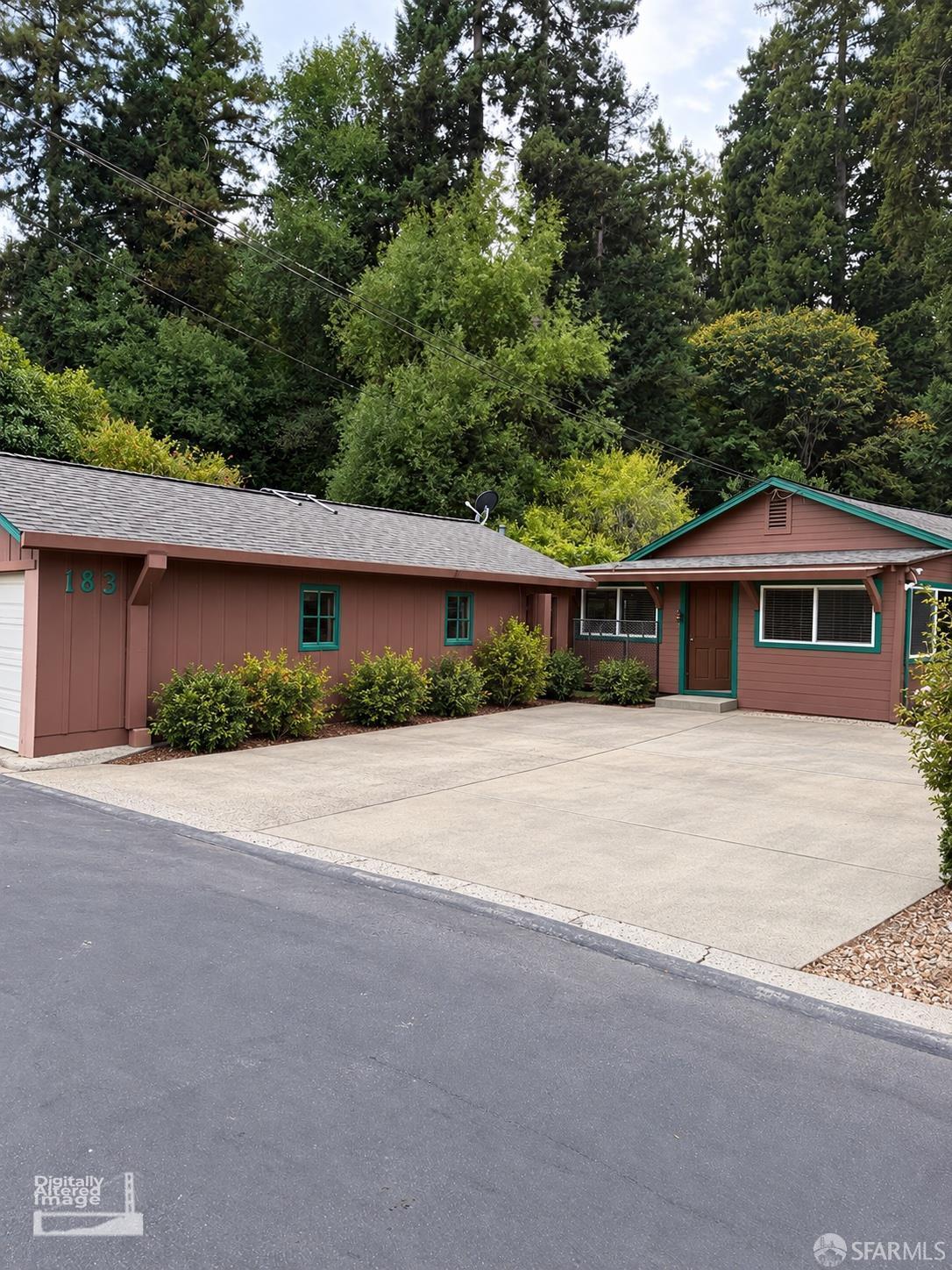 183 Madrona Way — photo