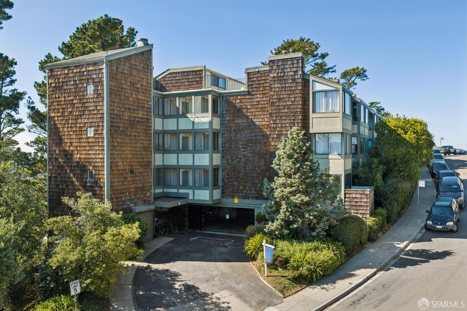60 Ora Way #H101 — photo