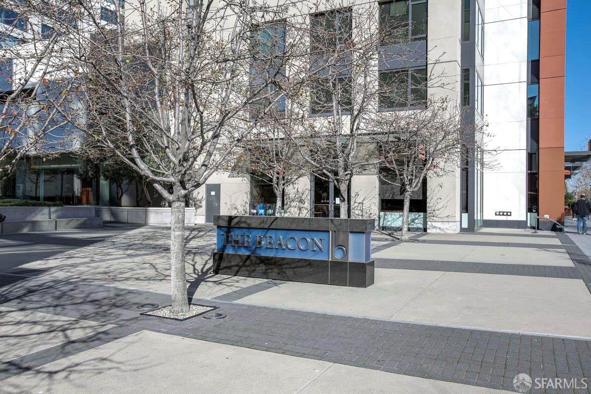 250 King Street #430 — photo