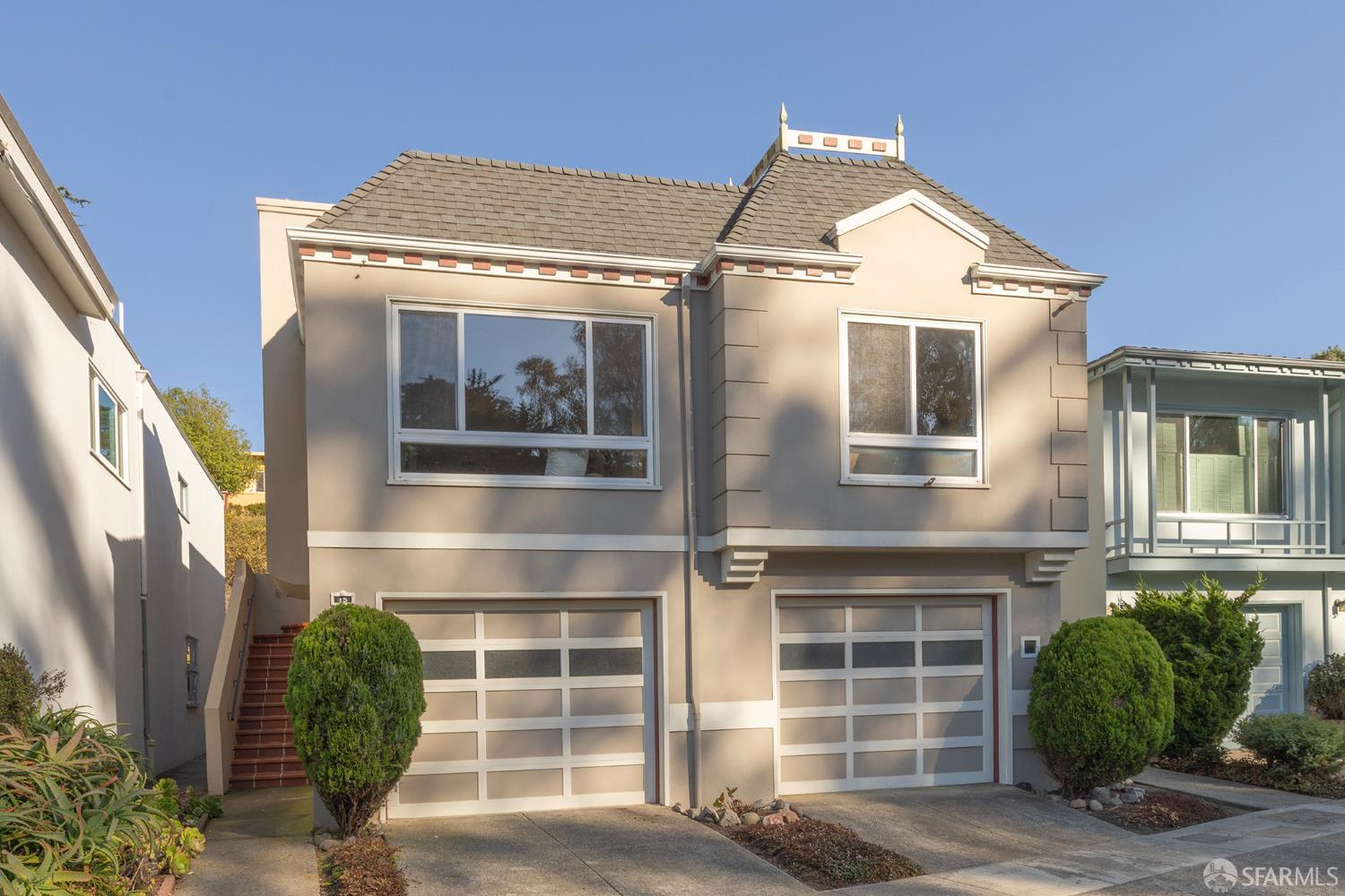 15 Dellbrook Avenue — photo