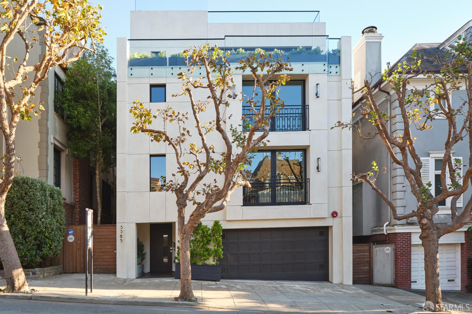 3385 Jackson Street — photo