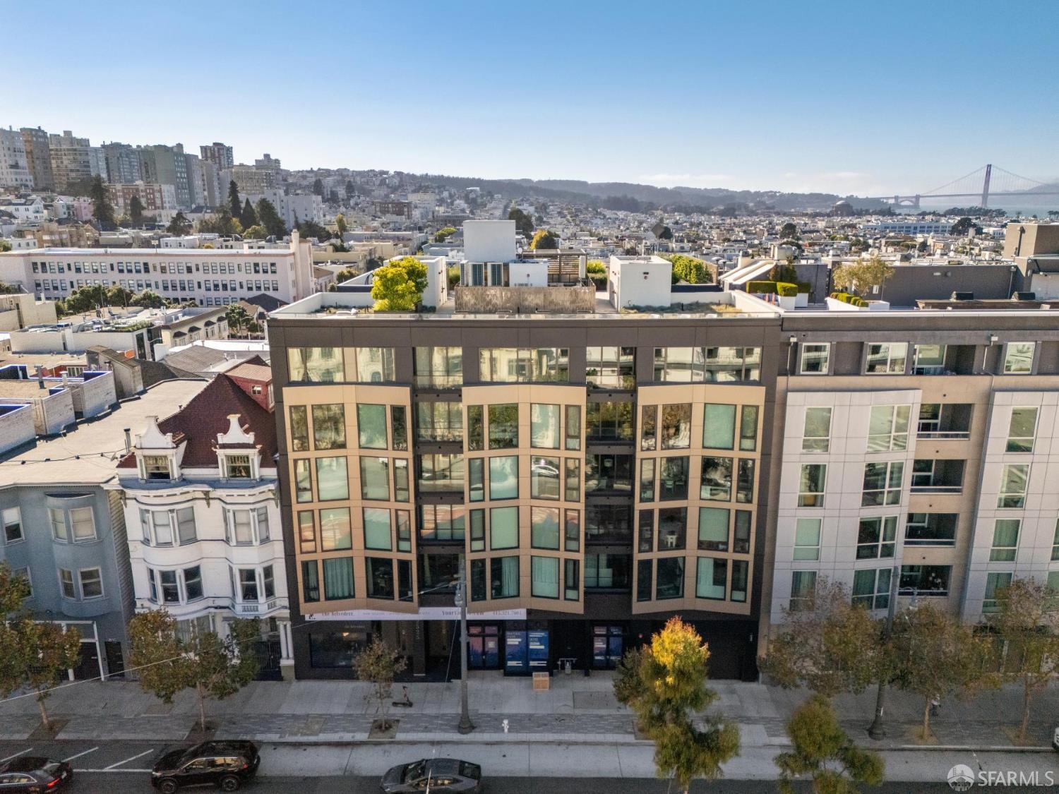 2525 Van Ness Avenue #303 — photo