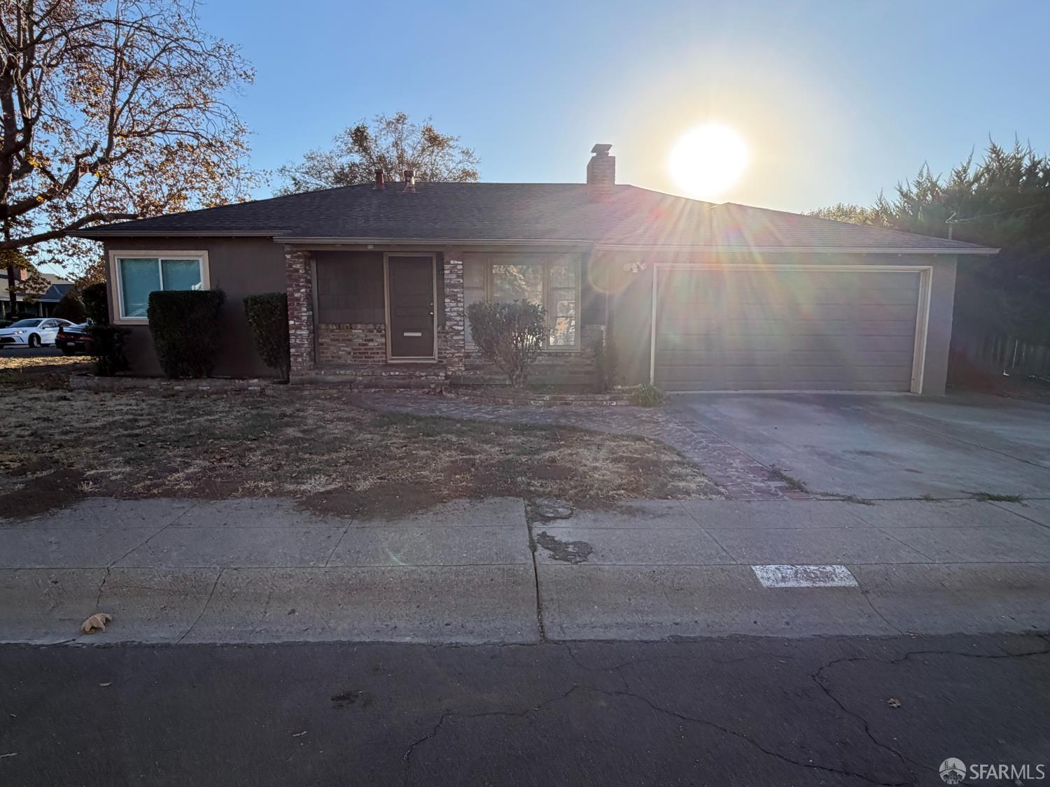 17657 Via Valencia Corner — photo