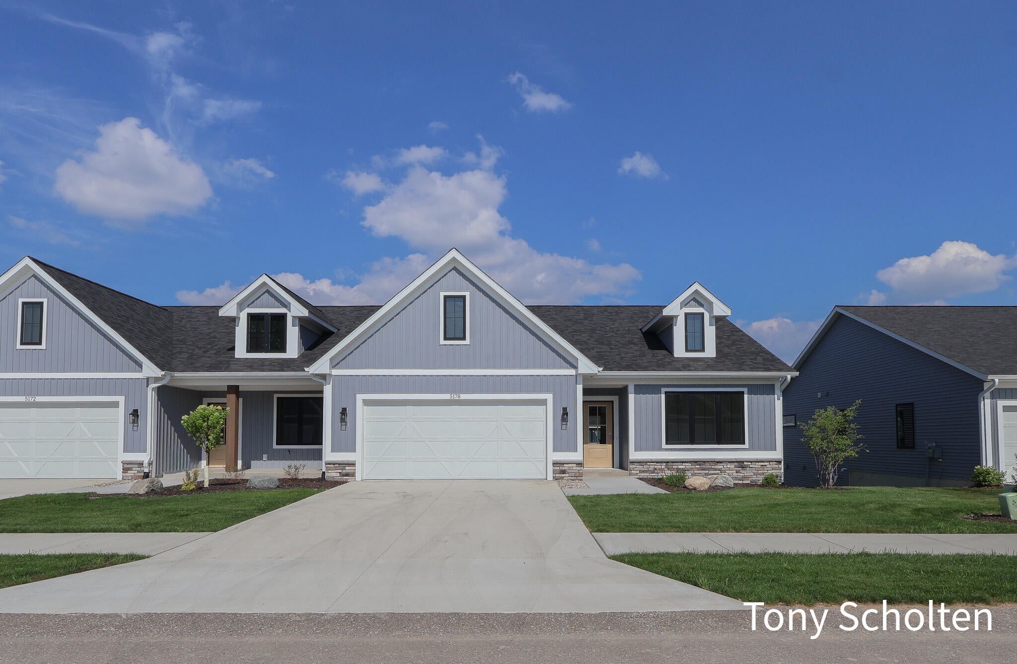 5178 Blendon Meadow Circle — photo