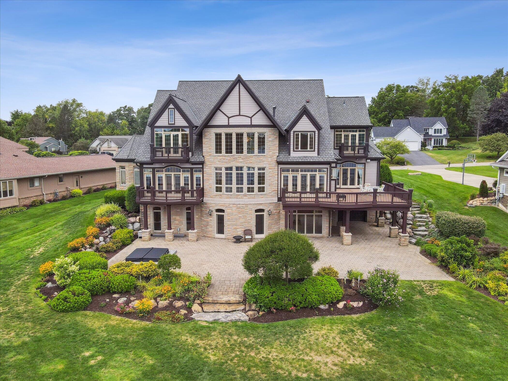 4349 Island View Drive — photo