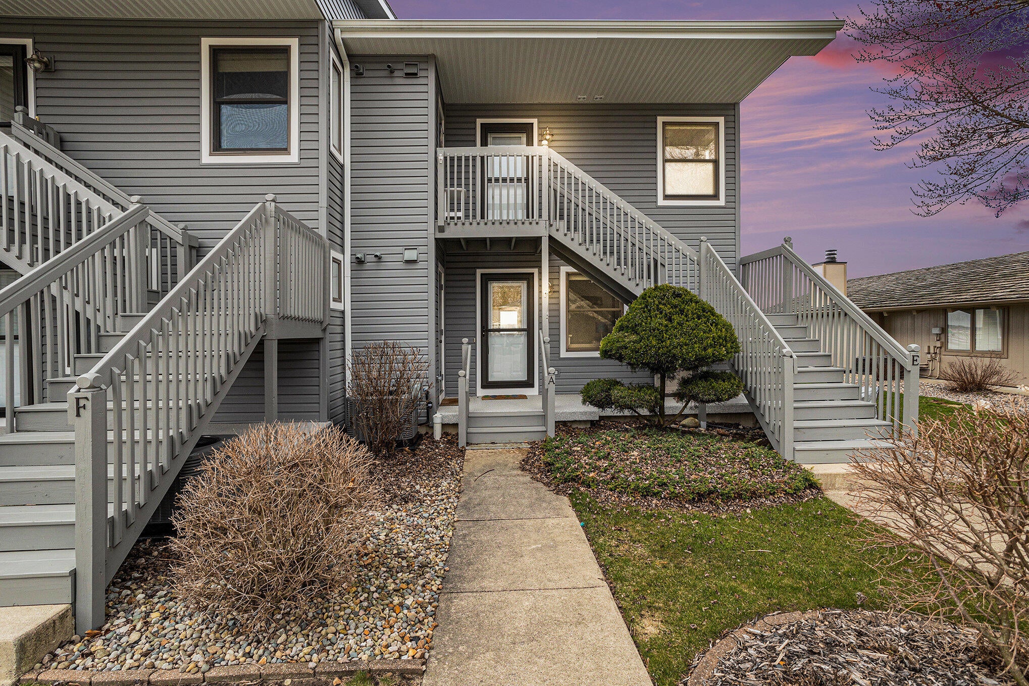 566 Lake Drive — photo