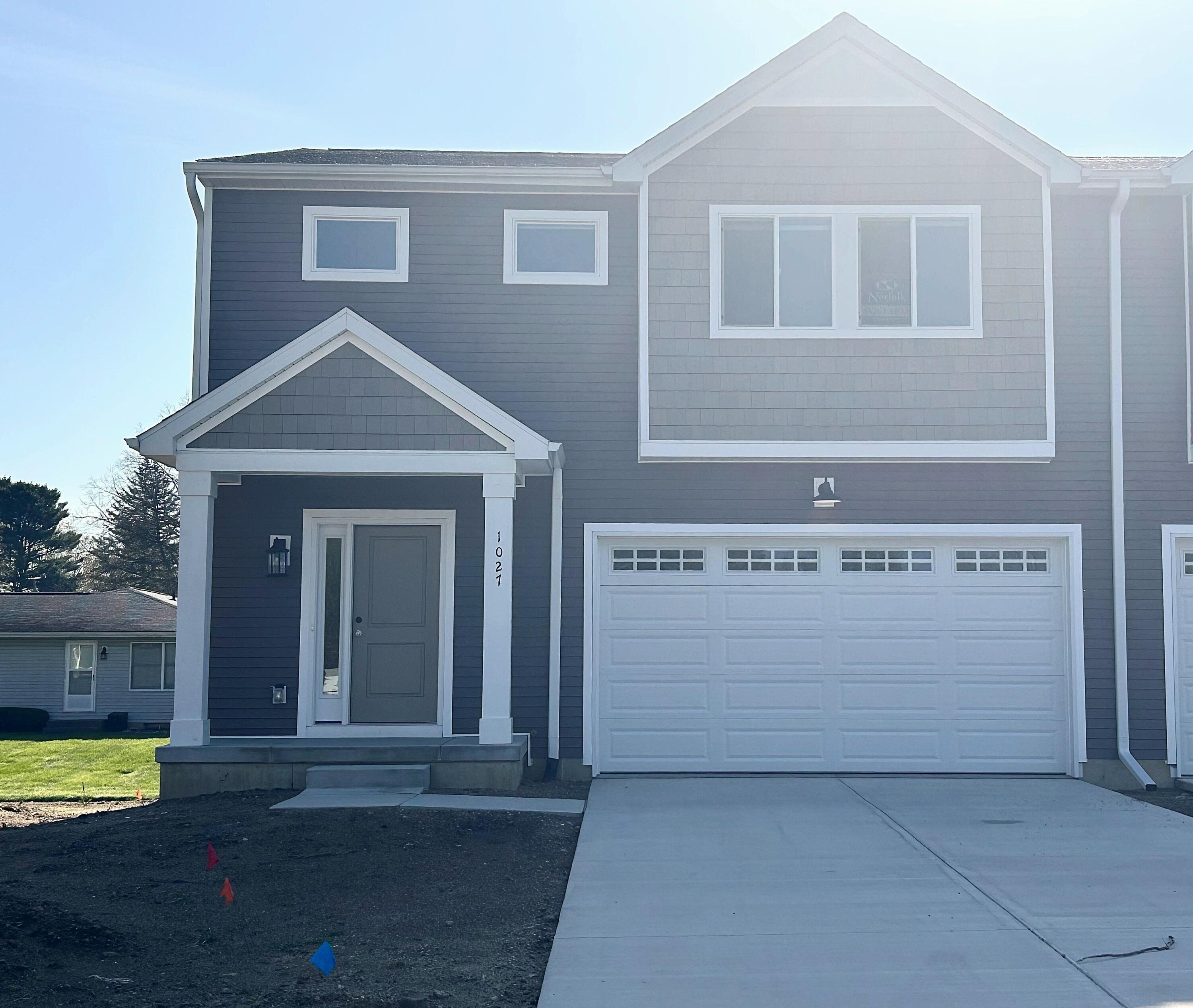 1027 Rebecca Street — photo