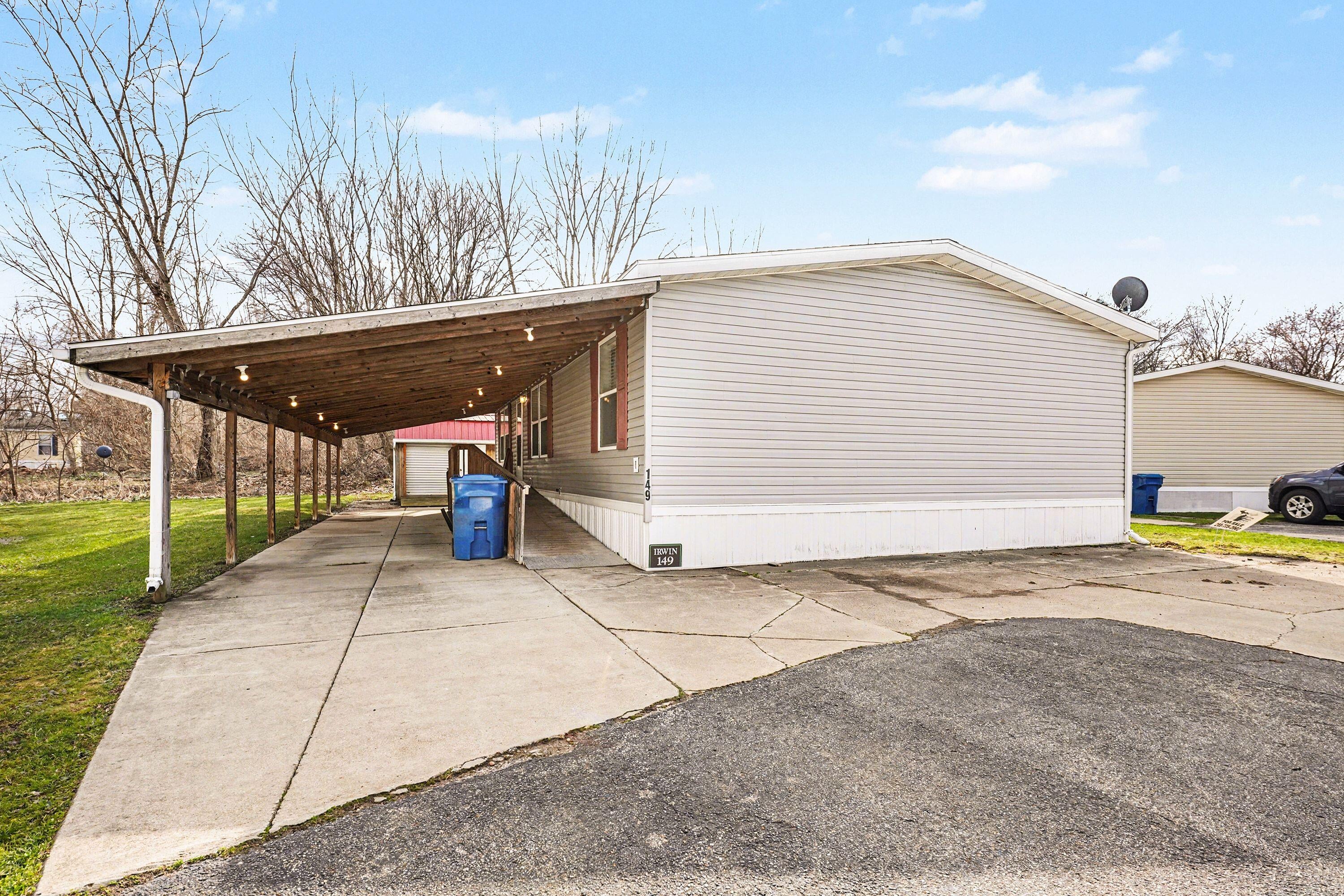 7604 Red Arrow Highway — photo