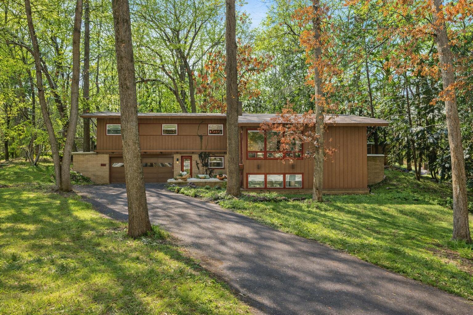 2146 Treehaven Drive — photo