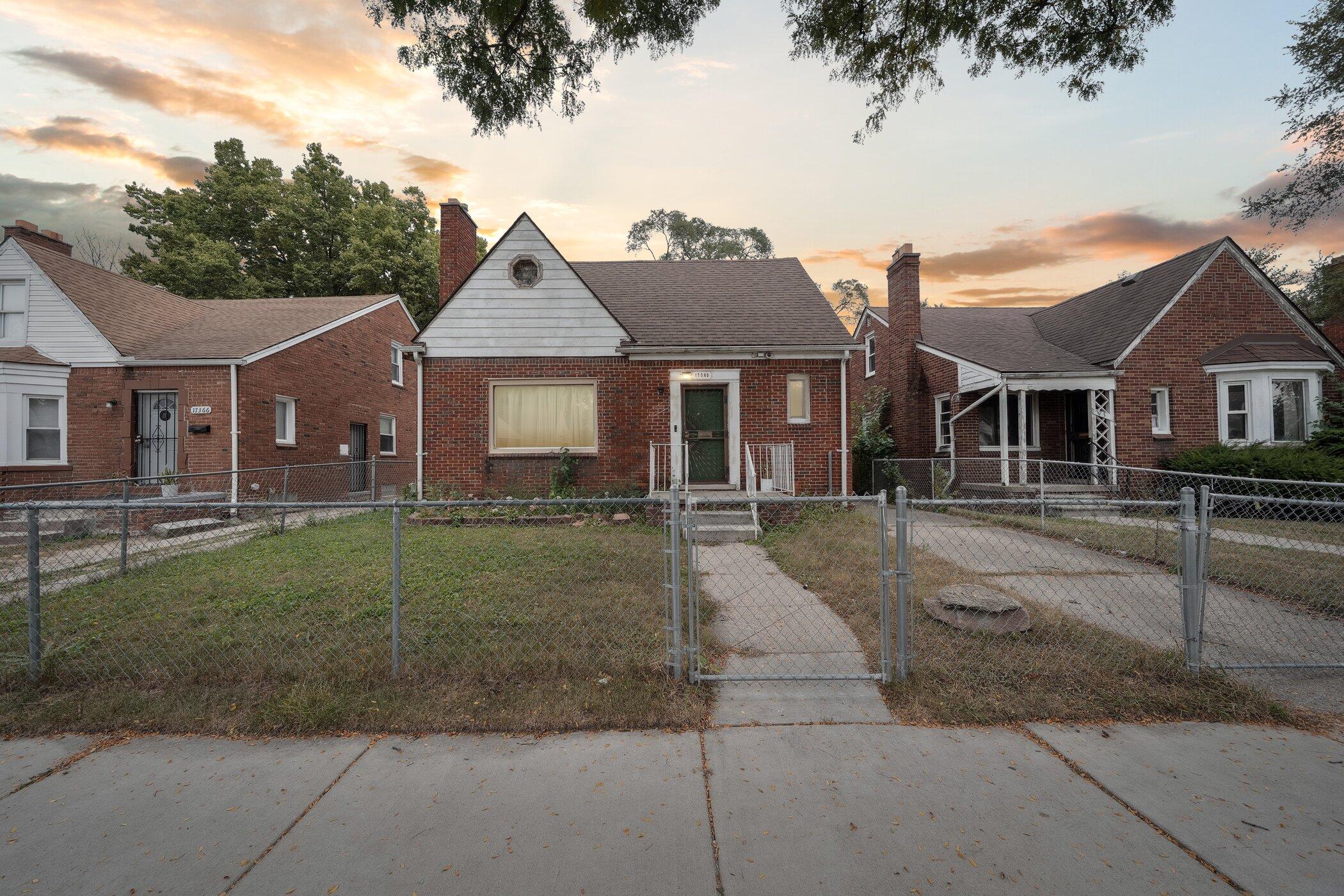 17360 Mansfield Street — photo