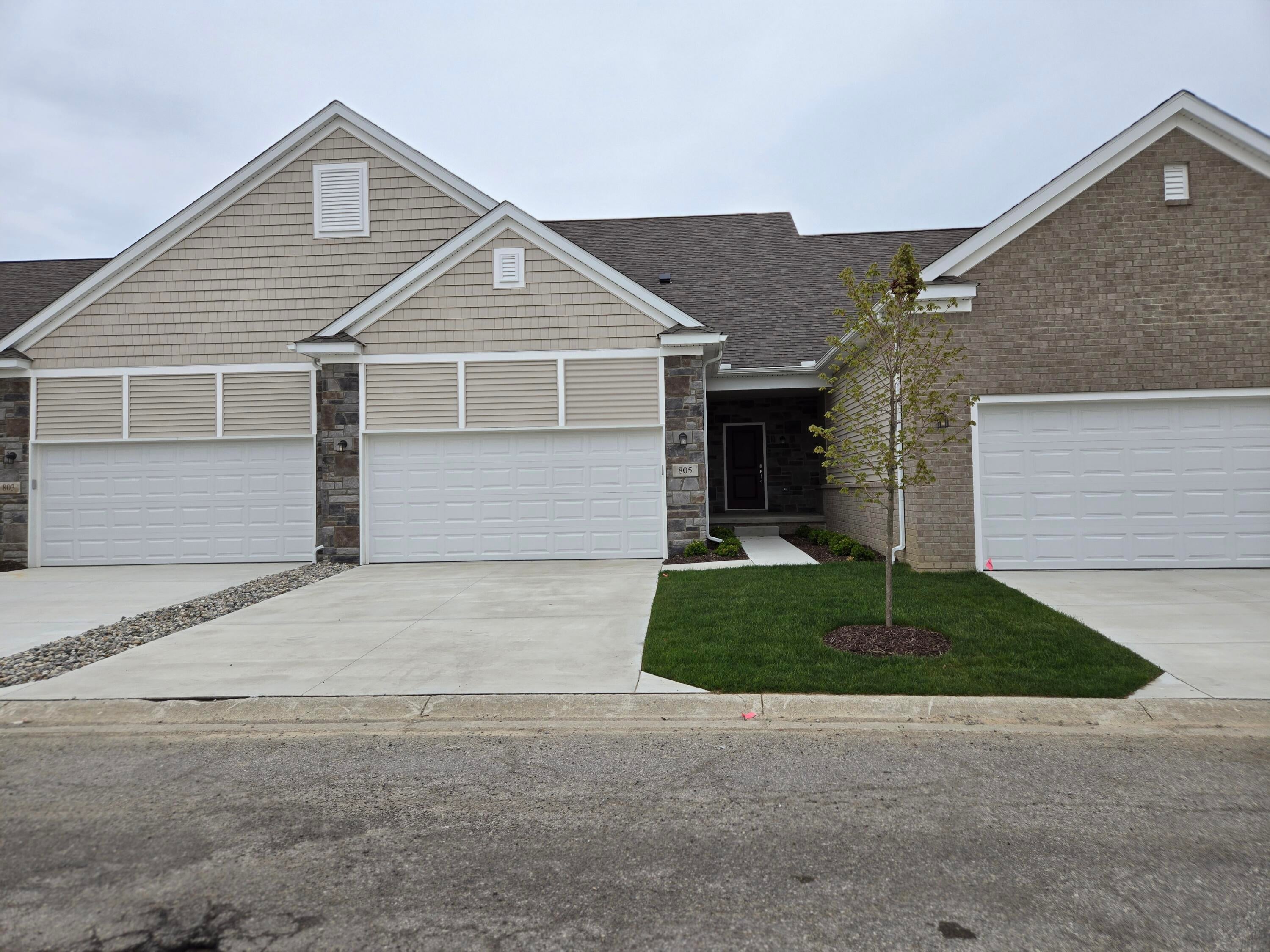 4264 Plum Village Circle — photo