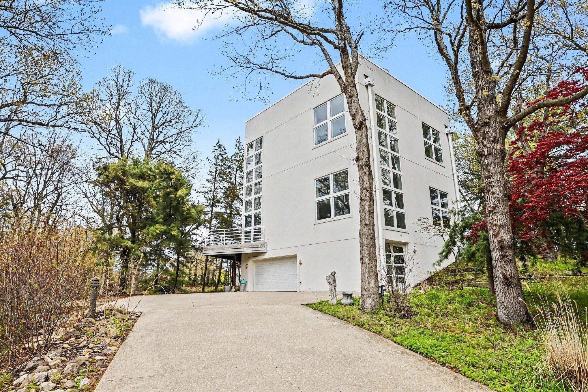 51212 Deer Park Drive — photo