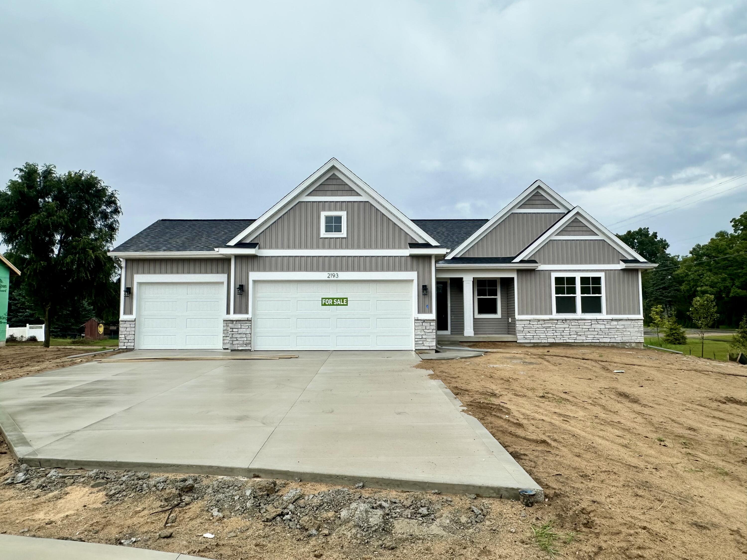2193 Emerald Shore Circle — photo
