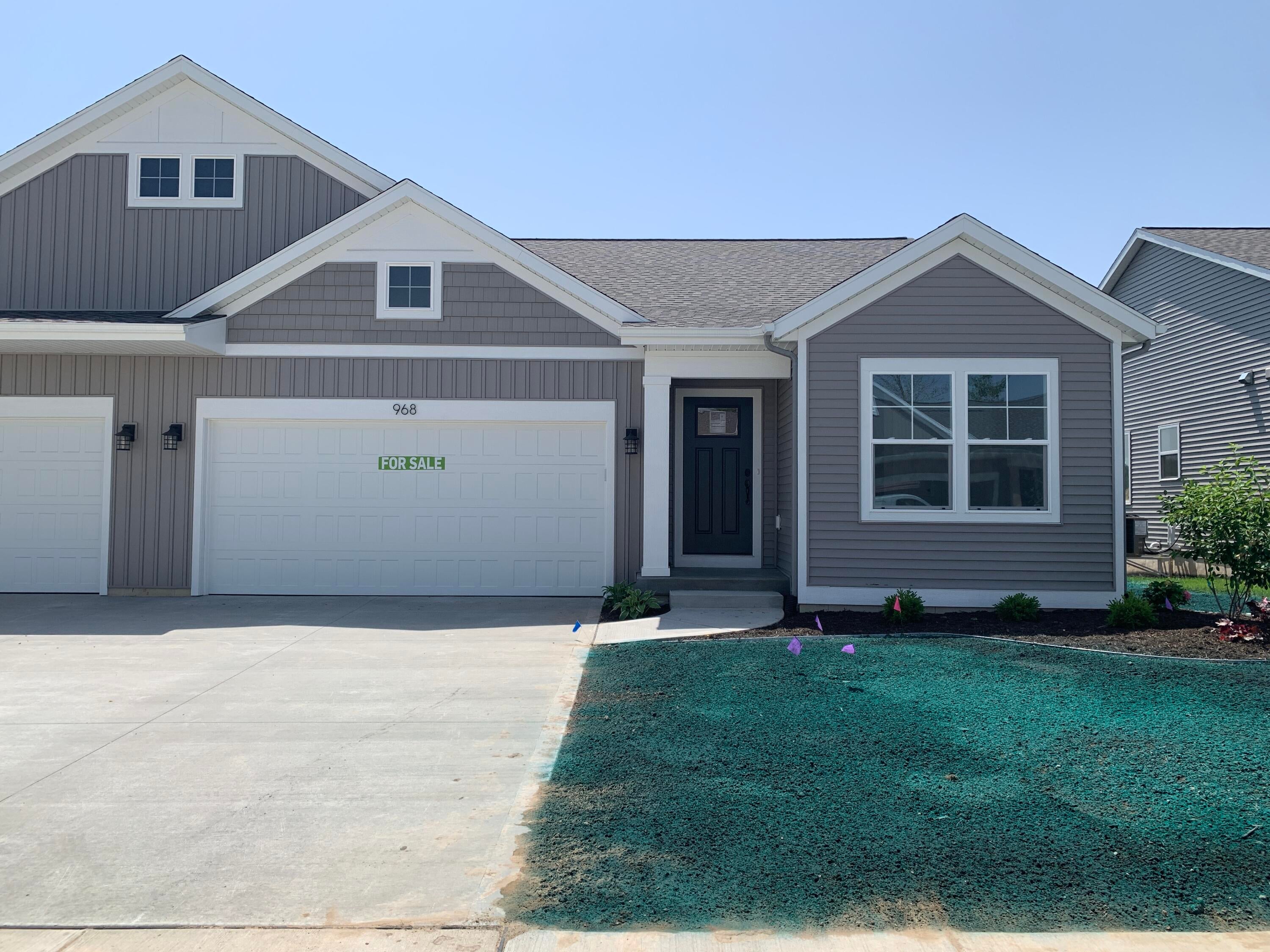 968 Scioto Drive NW — photo