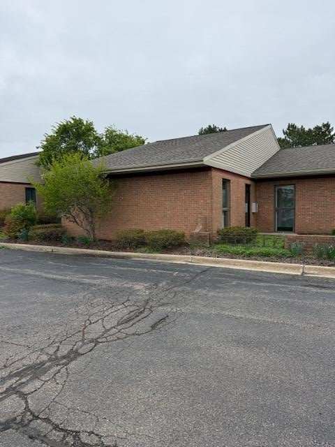2205 E Jolly Road — photo