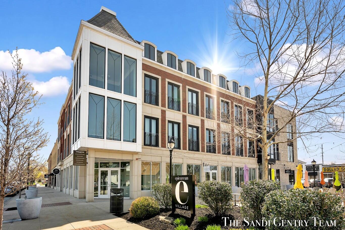 110 W Savidge Street — photo