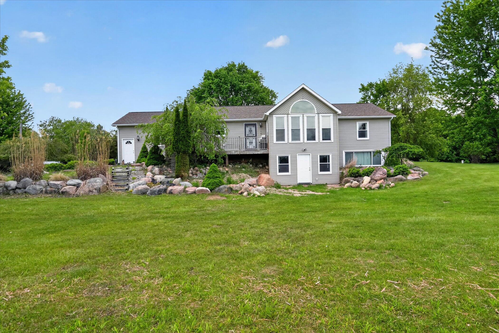 5569 S Corey Road — photo