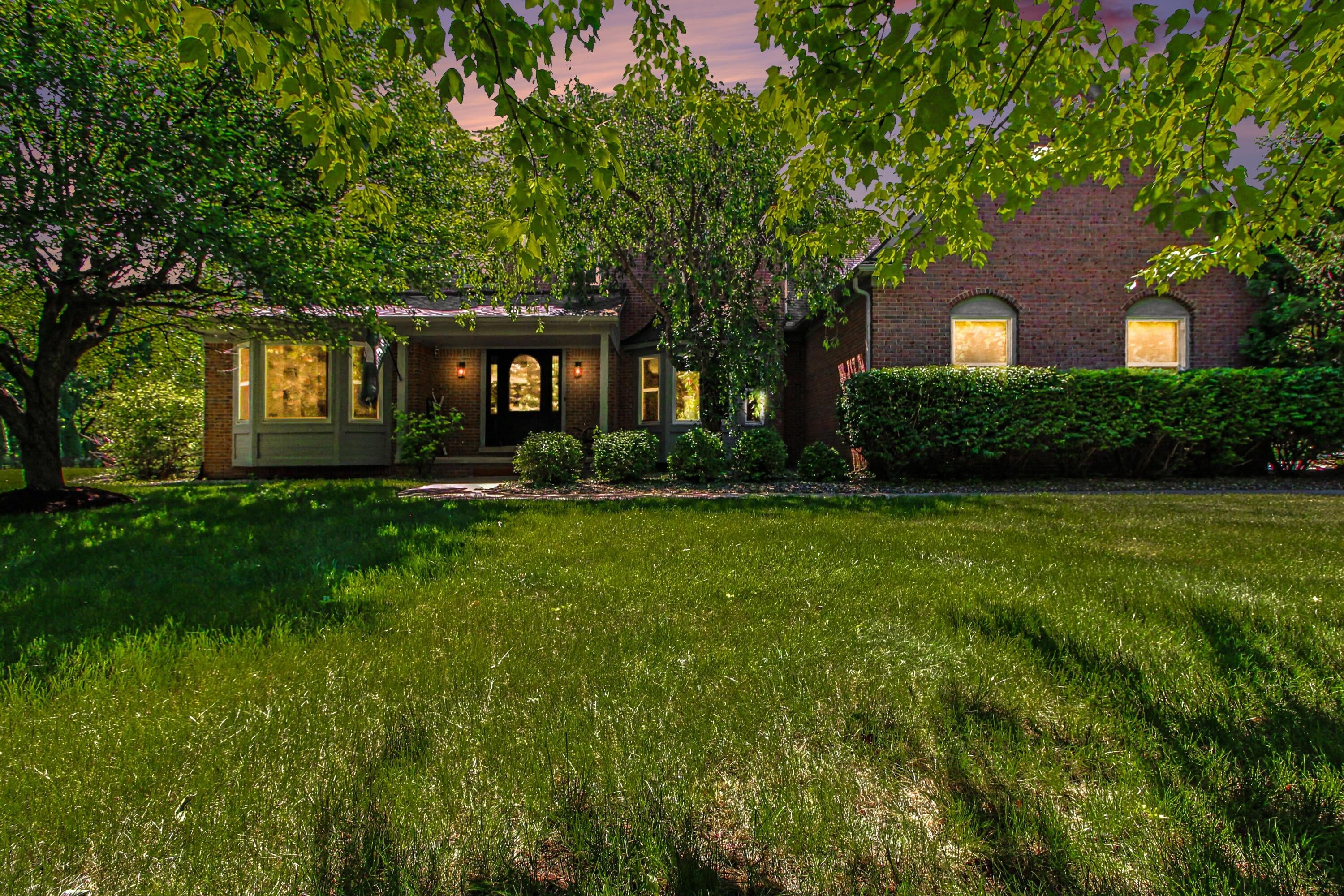 5875 Pinecrest Estates Drive — photo