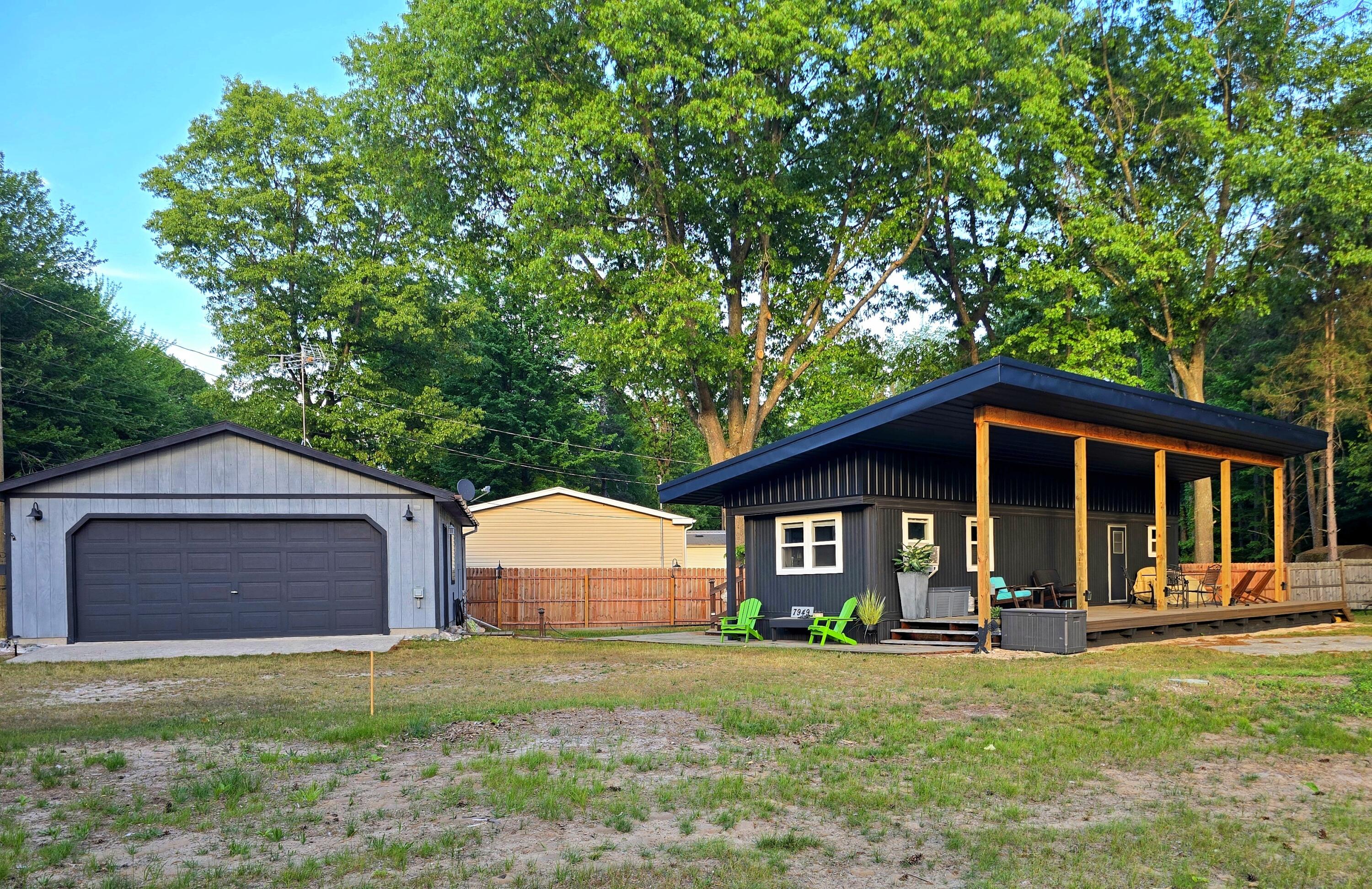 7949 W Fox Road — photo