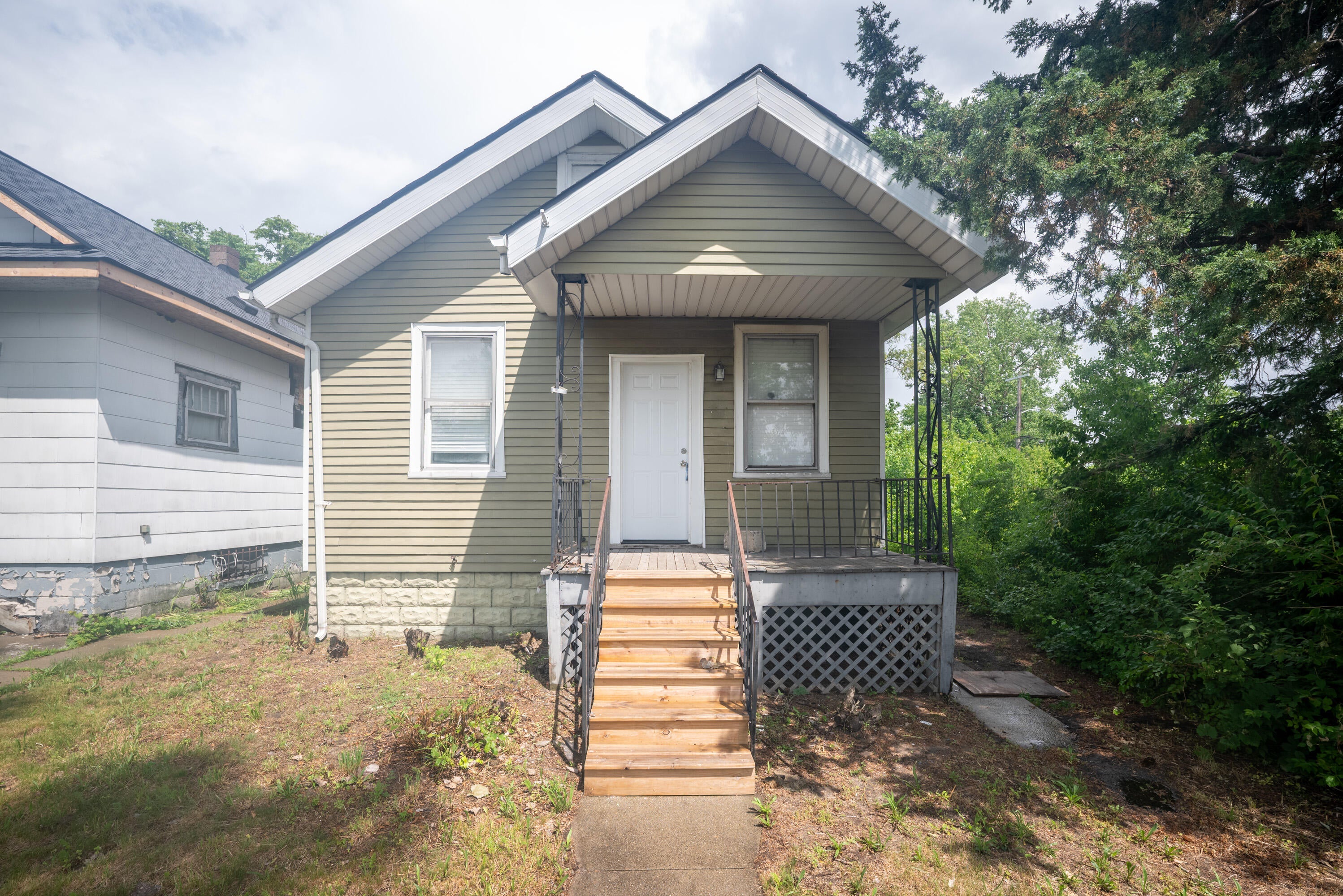 17412 Wanda Street — photo