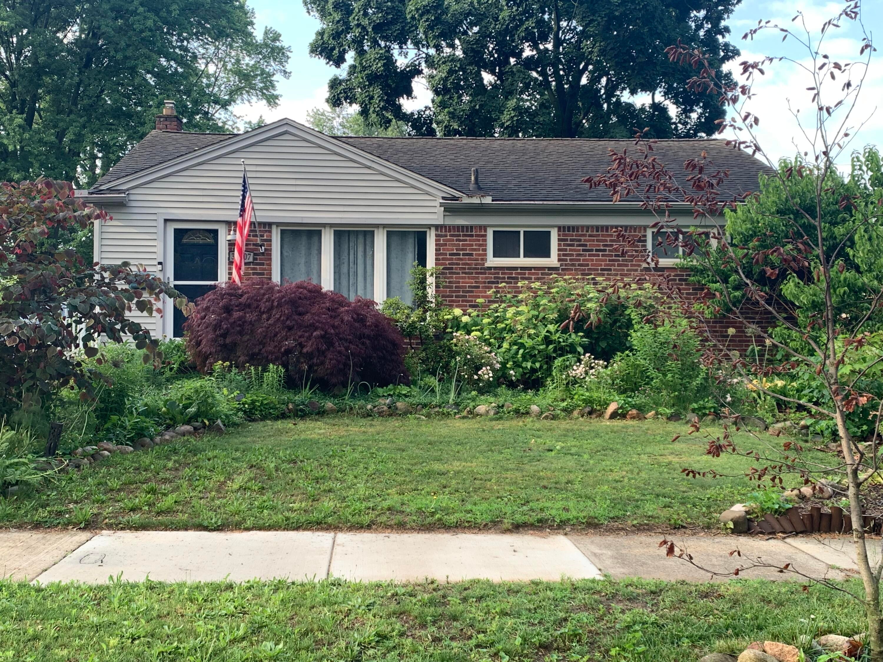 30207 Westfield Street — photo
