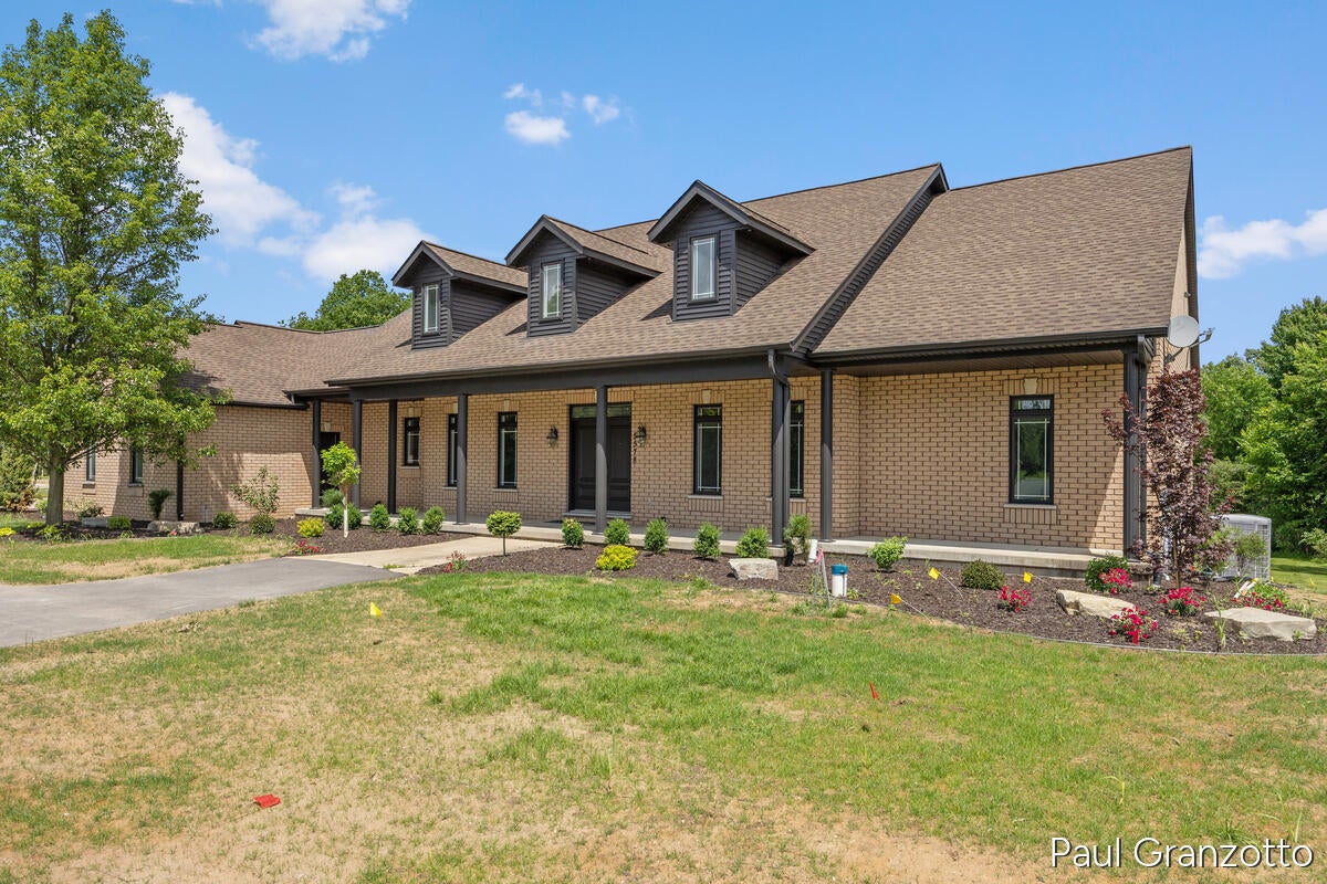 5578 Blackberry Bluff Court SE — photo