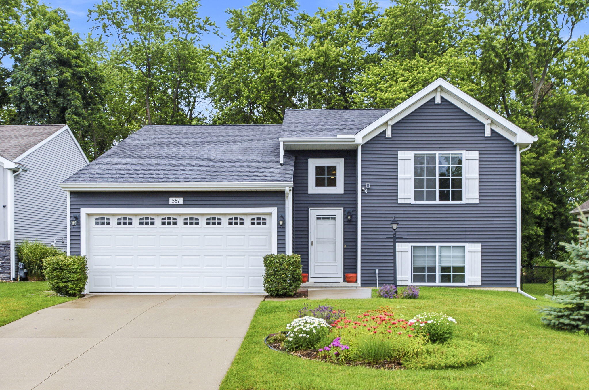 557 Swan River Drive — photo