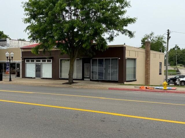 131 Main Street — photo