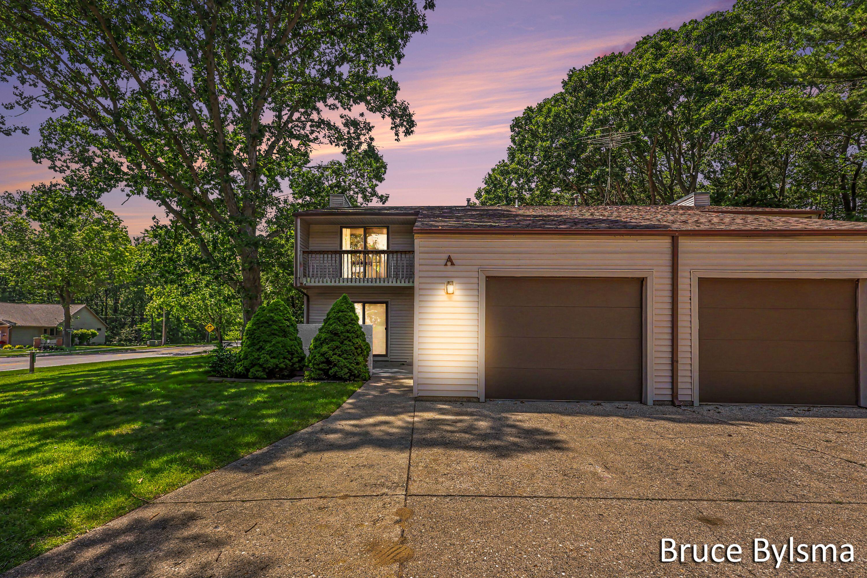 17570 Parkwood Drive — photo