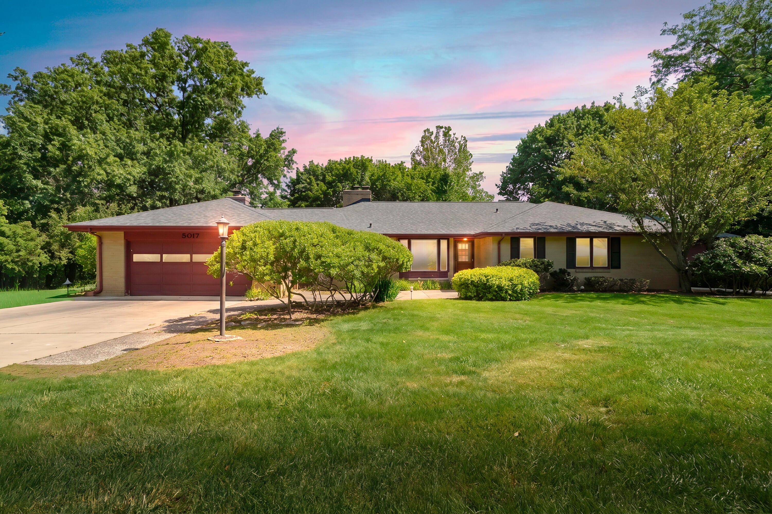 5017 Merryview Drive — photo