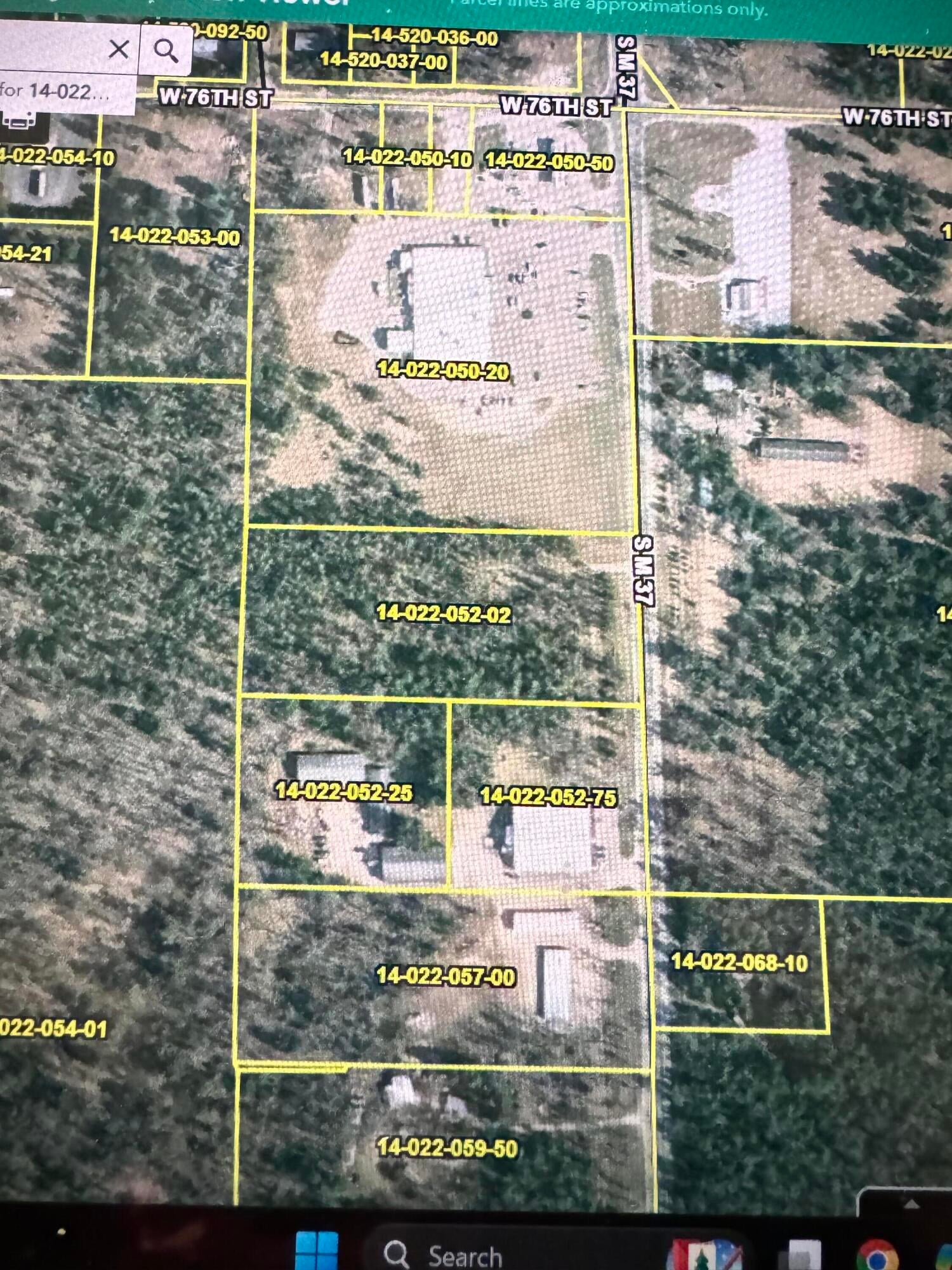 9643 S M 37 — photo