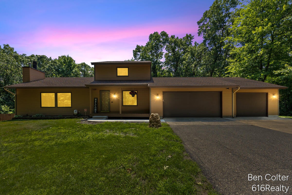 3161 Emberwood Drive SE — photo