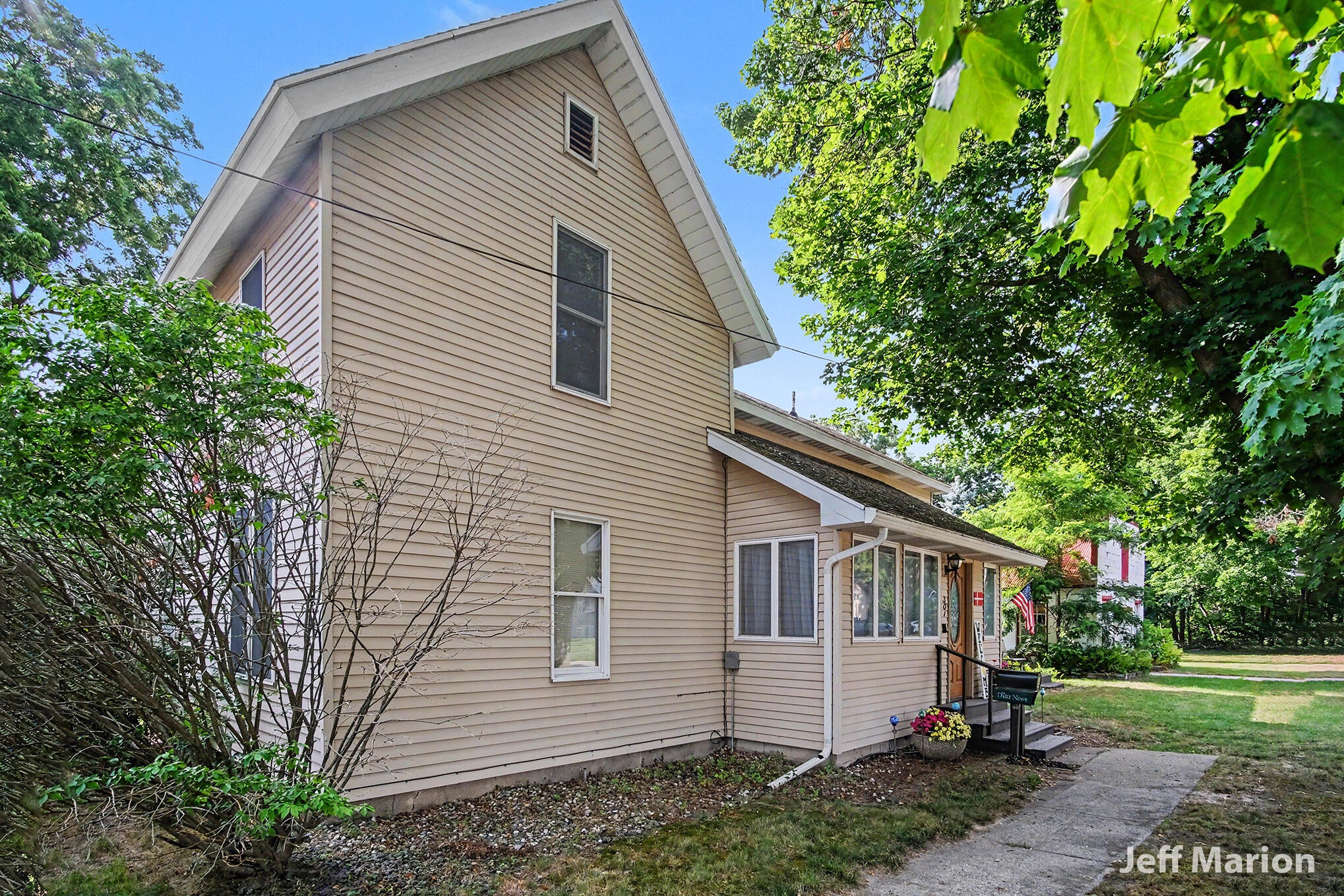 301 N Clay Street — photo