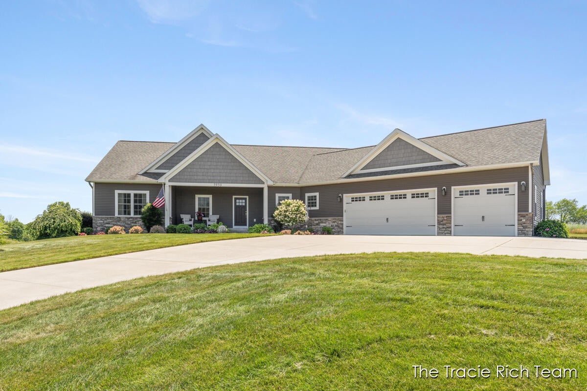 5930 12 Mile Road NE — photo