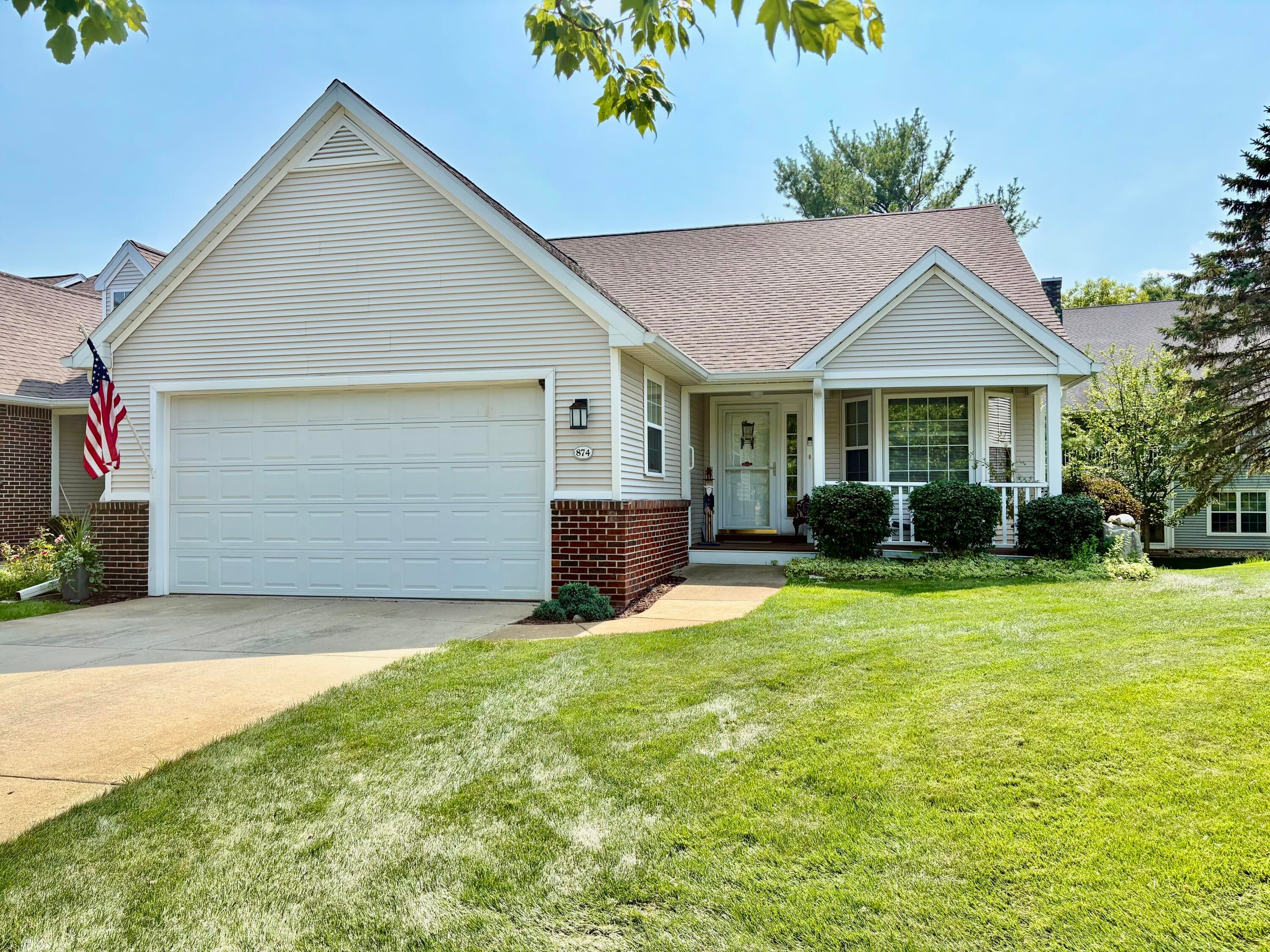 874 Chamberlain Court — photo